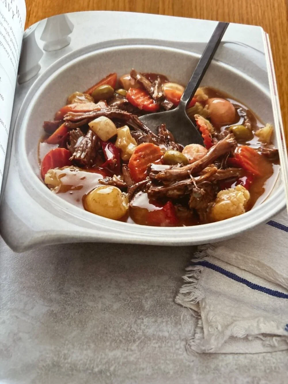 The Family-Friendly Keto Instant Pot Cookbook: Delicious Low-Carb Easy Meals Fas